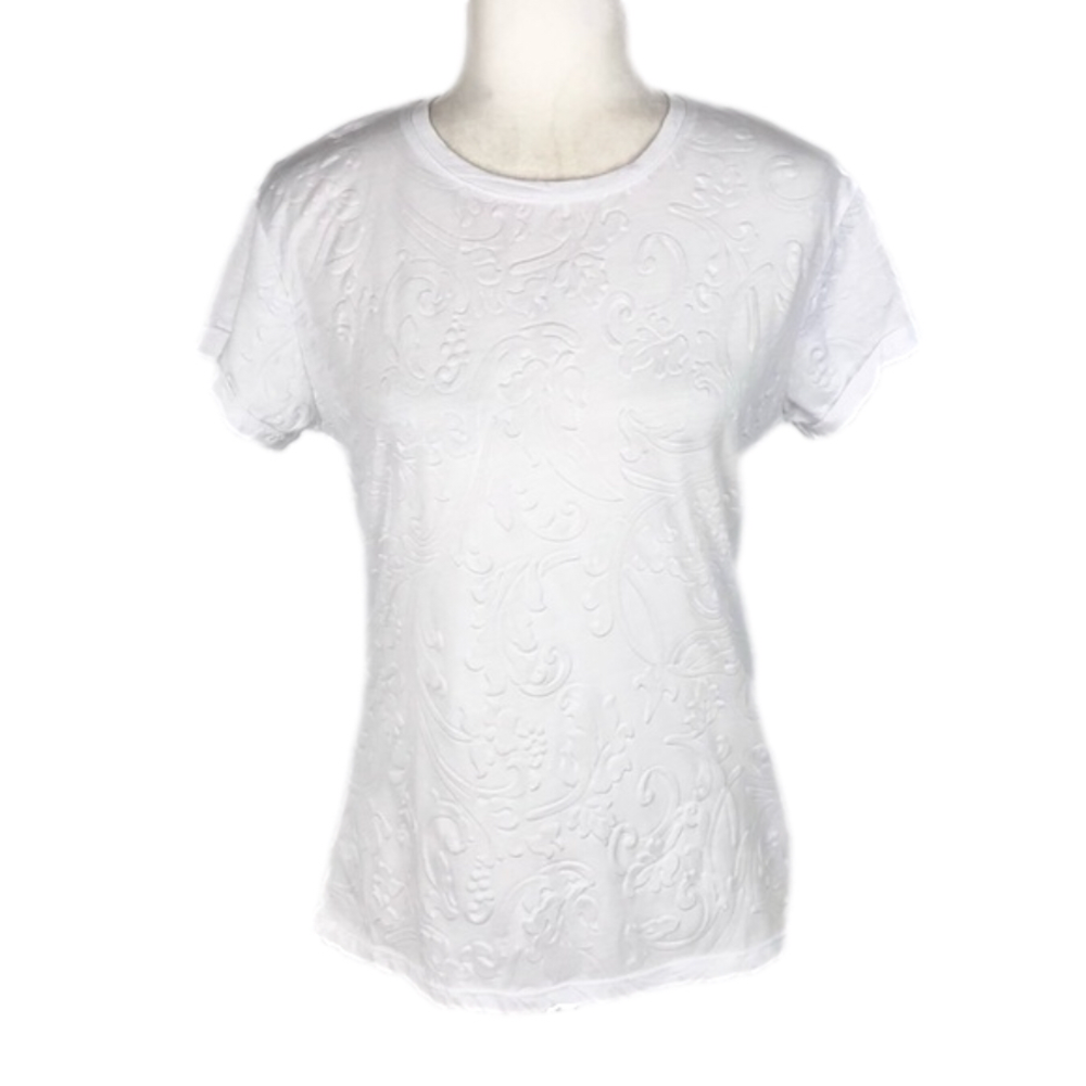 Atmosphere white embossed t-shirt